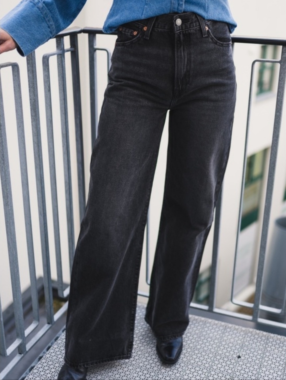 Levi's Ribcage Wide-Leg Jeans - Picture 2 of 6